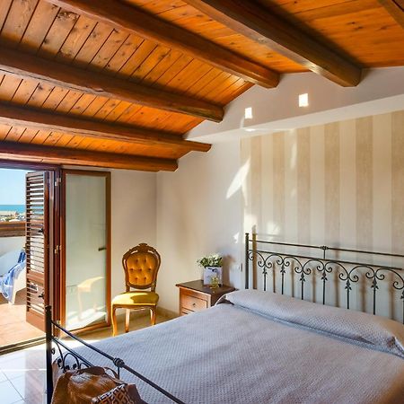 Hotel Aliai Шака Екстериор снимка