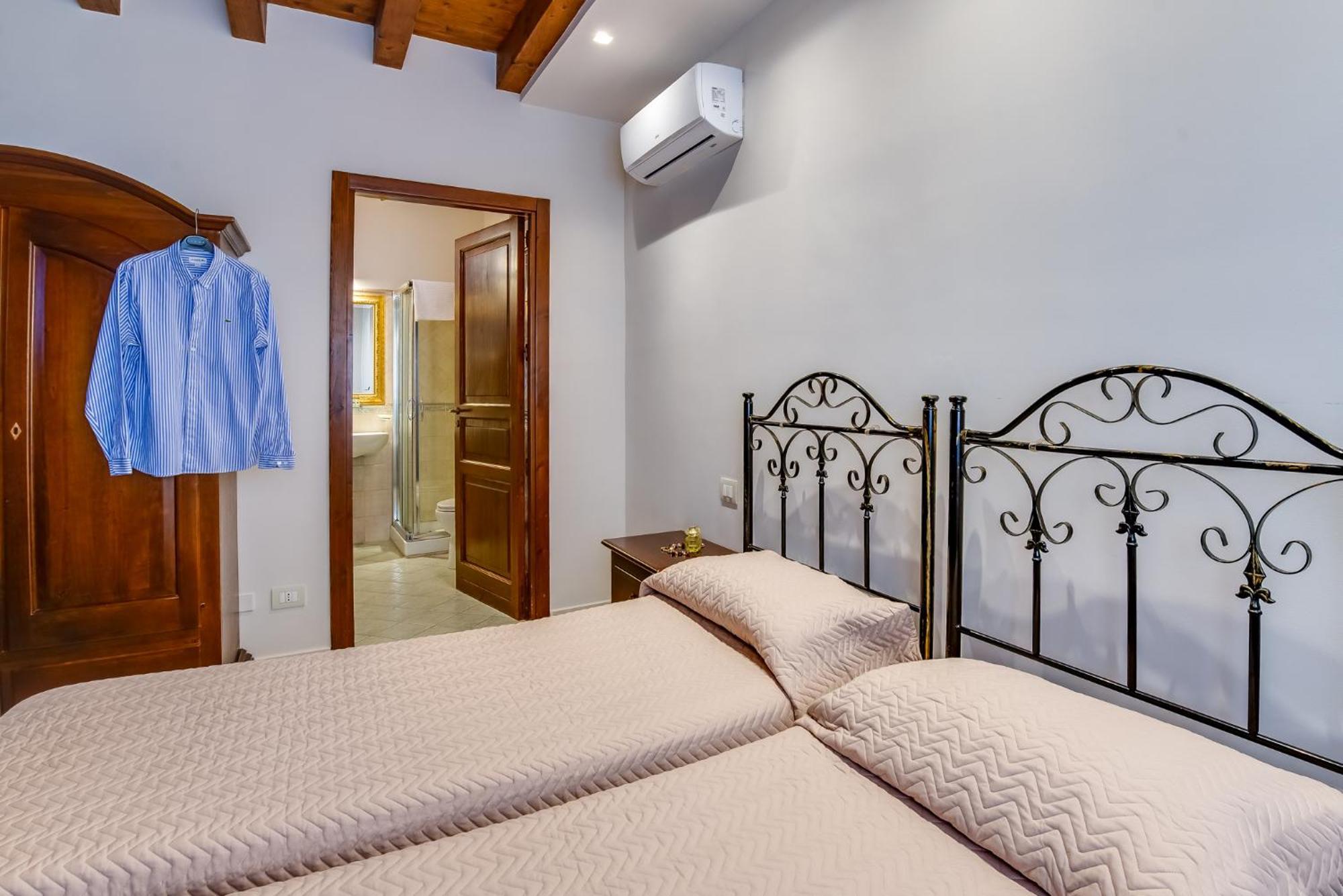 Hotel Aliai Шака Екстериор снимка