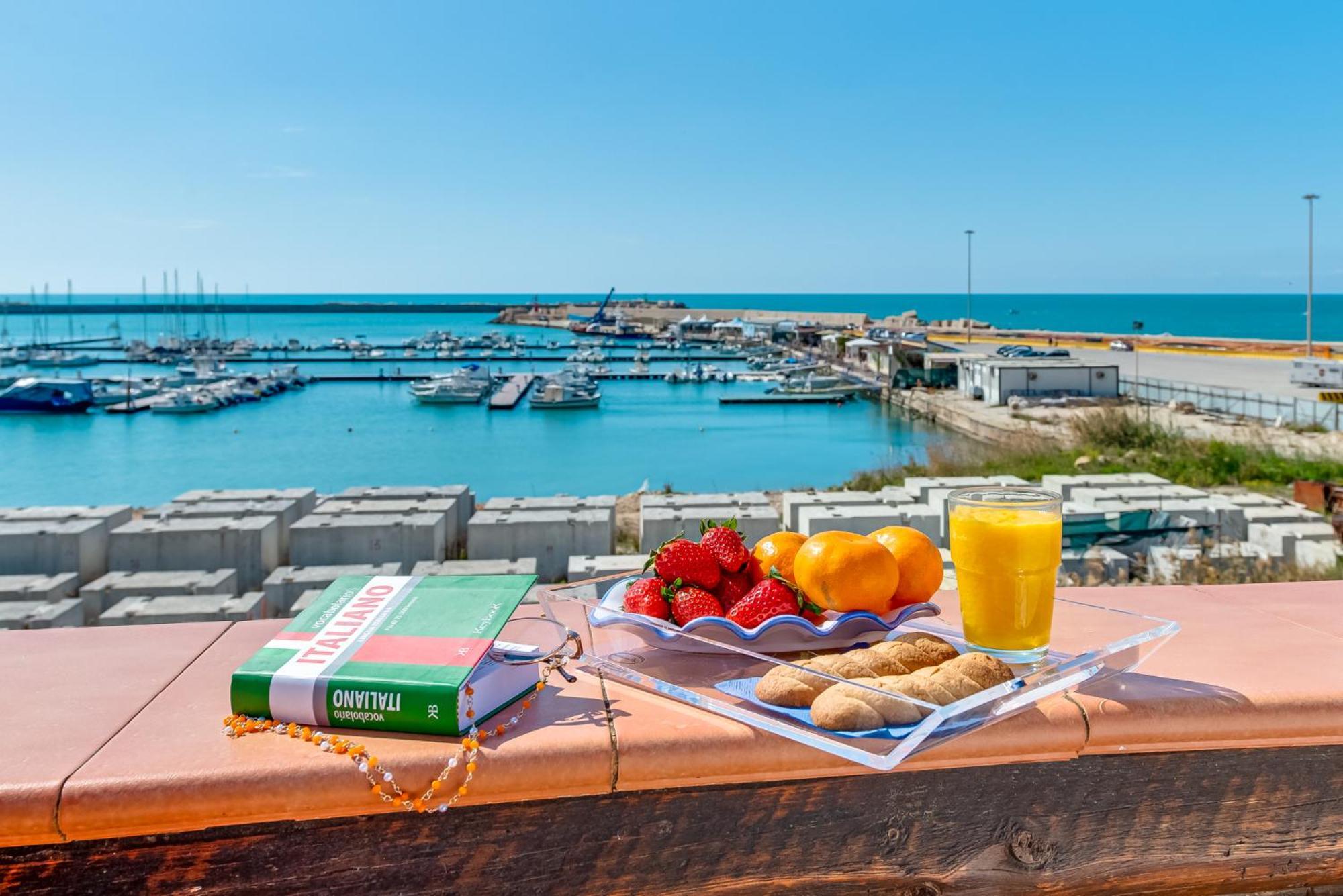 Hotel Aliai Шака Екстериор снимка