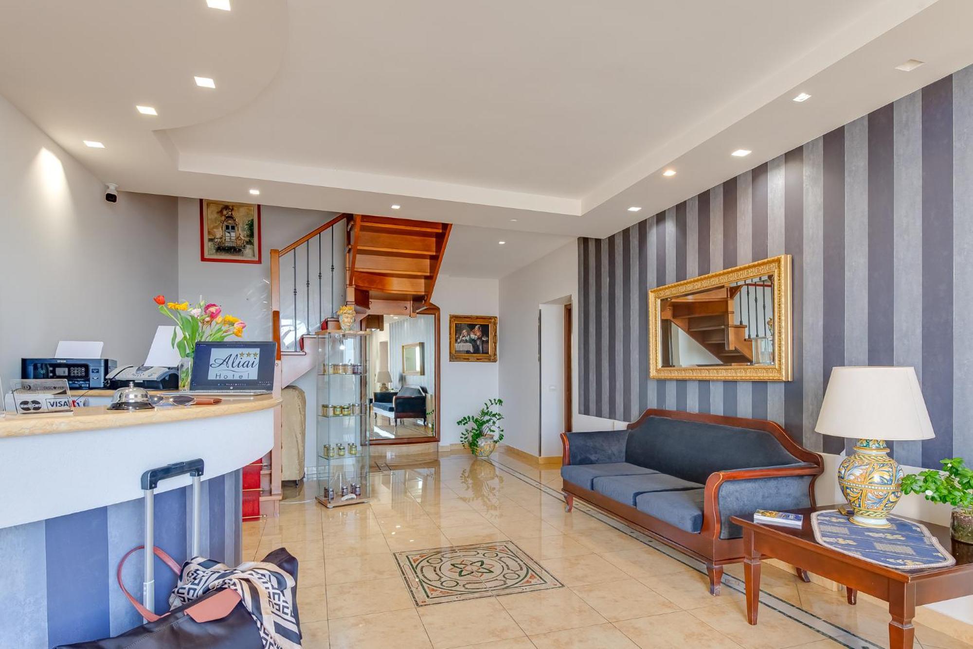 Hotel Aliai Шака Екстериор снимка