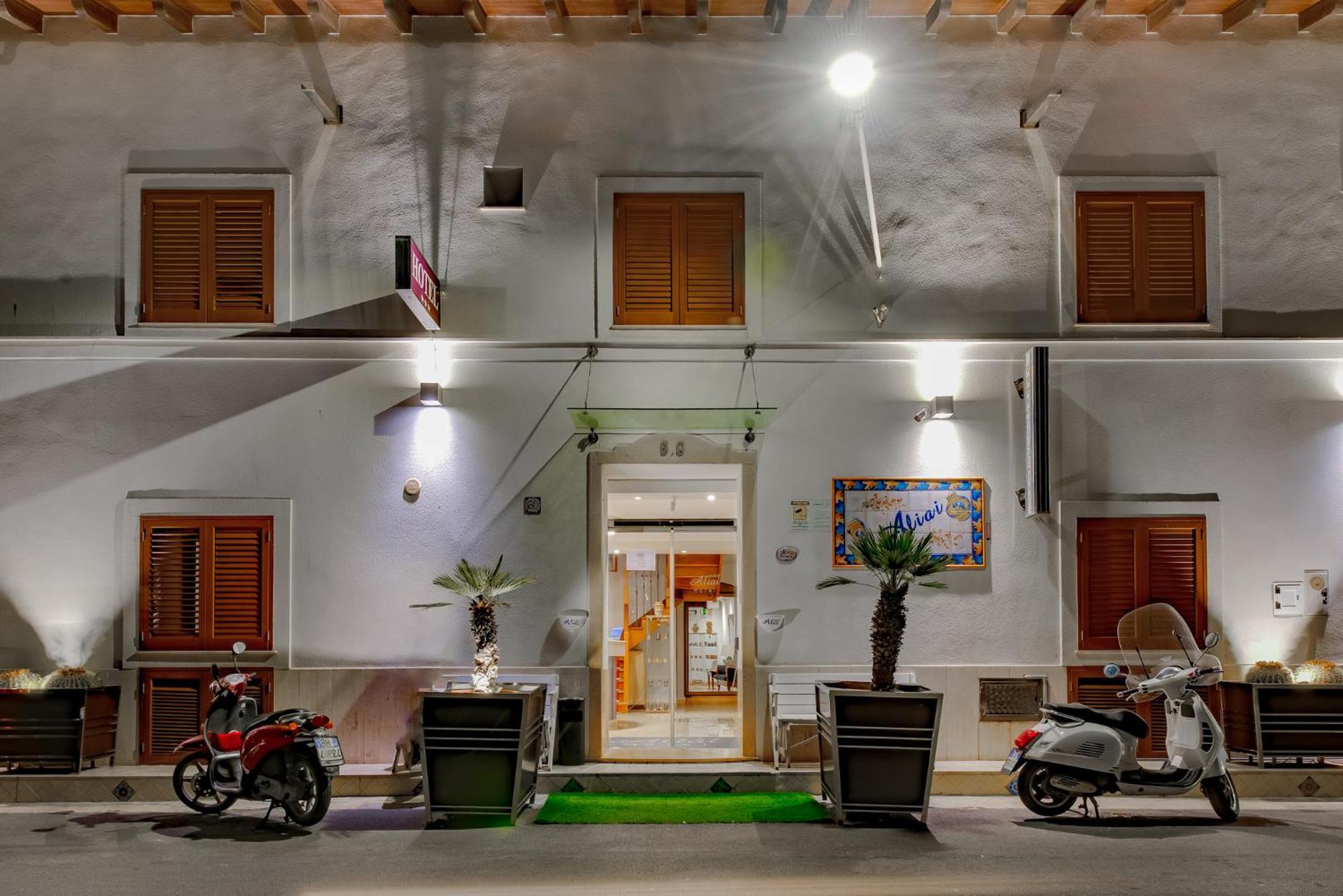 Hotel Aliai Шака Екстериор снимка